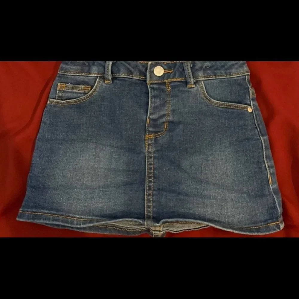 Gap  mini skirt 3-4T